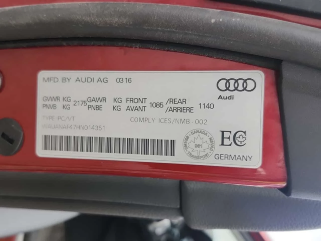 Audi A4 * 2 КЛЮЧА * 2 БРОЯ ГУМИ * ПОДГРЕВИ * - автомобили, коли, обяви за нови и употребявани 15