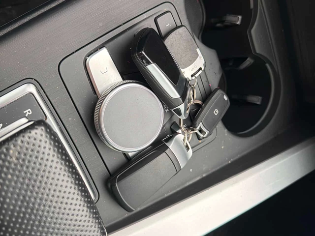 Audi A4 * Progressiv* 2 КЛЮЧА* ПАНО* KEYLESS* ПОДГРЕВ* - автомобили, коли, обяви за нови и употребявани 10