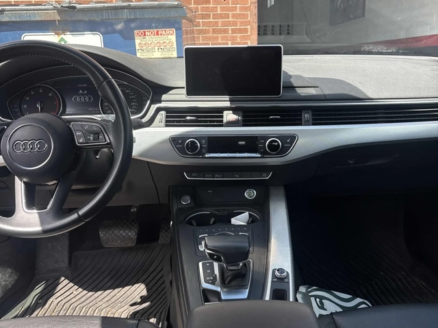 Audi A4 Progressiv * Keyless * CARFAX * АВТО КРЕДИТ * - автомобили, коли, обяви за нови и употребявани 7