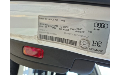 Audi A4 Komfort * Keyless * CARFAX * АВТО КРЕДИТ * - автомобили, коли, обяви за нови и употребявани 14
