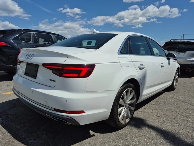 Audi A4 Komfort * Keyless * CARFAX * АВТО КРЕДИТ * - автомобили, коли, обяви за нови и употребявани 2