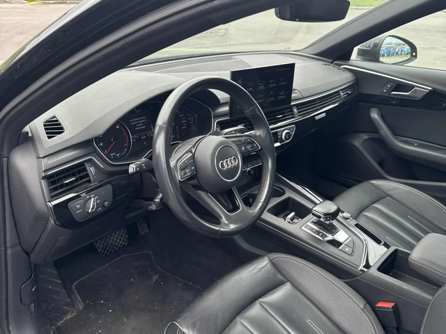 Audi A4 Komfort * Keyless * CARFAX * АВТО КРЕДИТ * - автомобили, коли, обяви за нови и употребявани 5