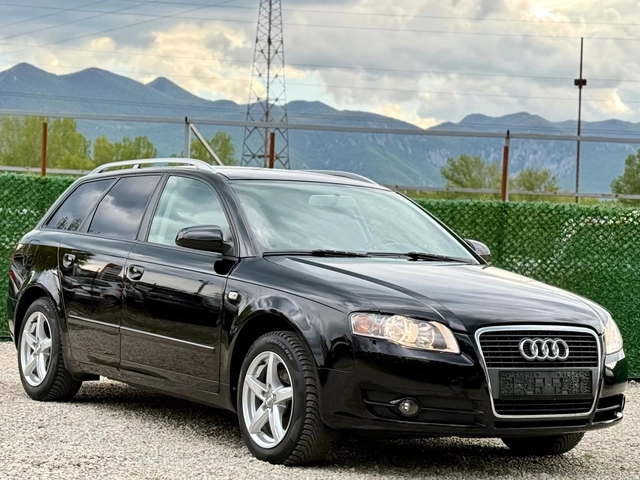 Audi A4 1.9TDi NAVI - автомобили, коли, обяви за нови и употребявани 0