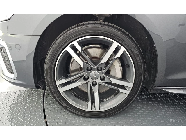 Audi A4 45 TFSI Quattro Premium* S-Line* DISTRONIC* ХЕДЪП* - автомобили, коли, обяви за нови и употребявани 4