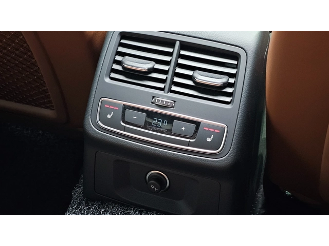Audi A4 40 TFSI Premium | HUD | ACC | Memory - автомобили, коли, обяви за нови и употребявани 11
