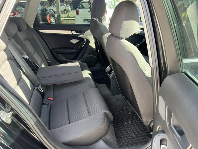 Audi A4 2.0/TDI/S-line/Quattro/Stronik - автомобили, коли, обяви за нови и употребявани 12