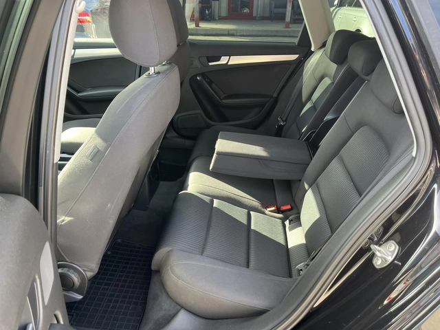 Audi A4 2.0/TDI/S-line/Quattro/Stronik - автомобили, коли, обяви за нови и употребявани 15