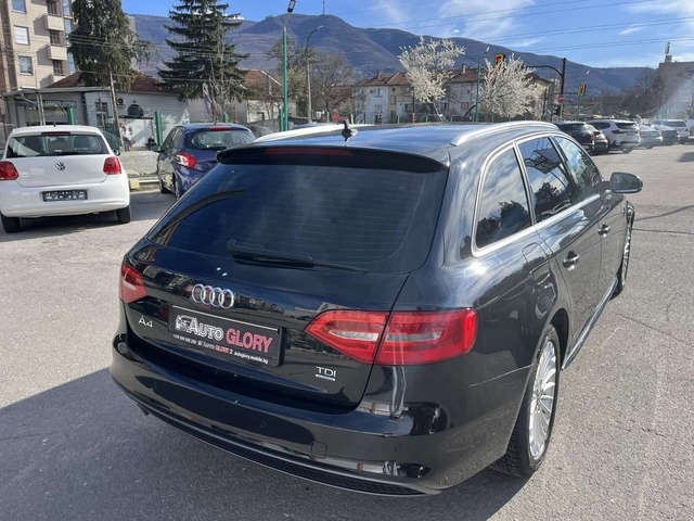 Audi A4 2.0/TDI/S-line/Quattro/Stronik - автомобили, коли, обяви за нови и употребявани 5