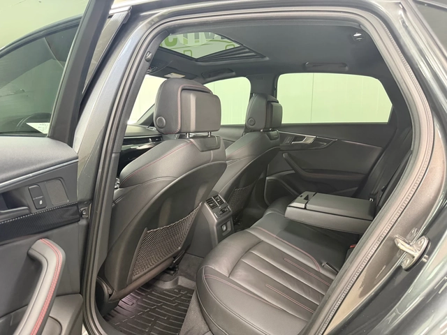Audi A4 2.0 TFSI Premium Plus S Tronic quattro * AWD* - автомобили, коли, обяви за нови и употребявани 12