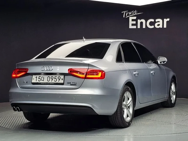 Audi A4 2.0 TDI Quattro - САМО 30% АВАНС - автомобили, коли, обяви за нови и употребявани 4