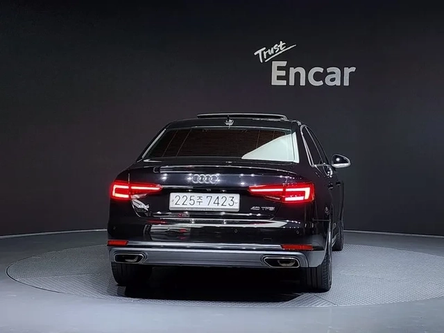 Audi A4 2.0 TFSI Premium - САМО 30% АВАНС - автомобили, коли, обяви за нови и употребявани 3