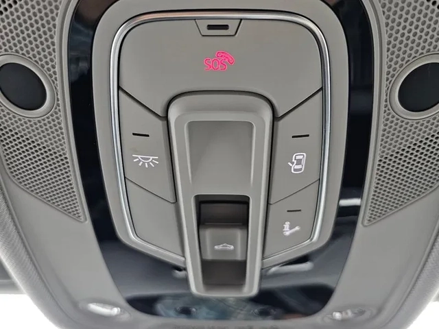 Audi A4 2.0 TFSI Premium - САМО 30% АВАНС - автомобили, коли, обяви за нови и употребявани 15