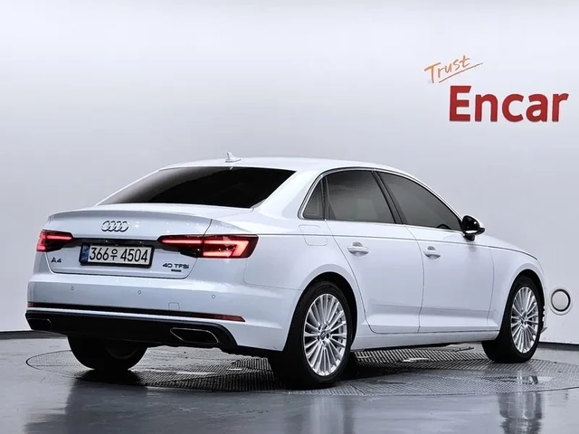 Audi A4 2.0 TFSI Premium - САМО 30% АВАНС - автомобили, коли, обяви за нови и употребявани 1