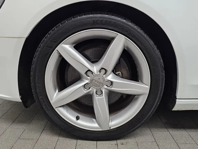 Audi A4 2.0 TFSI Quattro - автомобили, коли, обяви за нови и употребявани 4