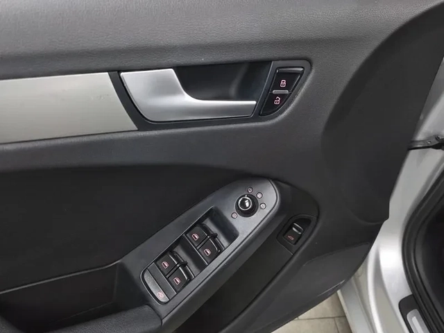 Audi A4 2.0 TDI - автомобили, коли, обяви за нови и употребявани 12