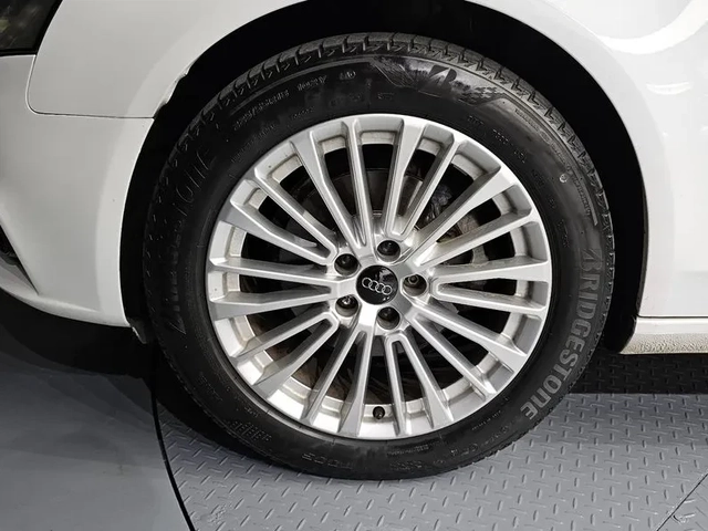 Audi A4 2.0 TDI - автомобили, коли, обяви за нови и употребявани 4