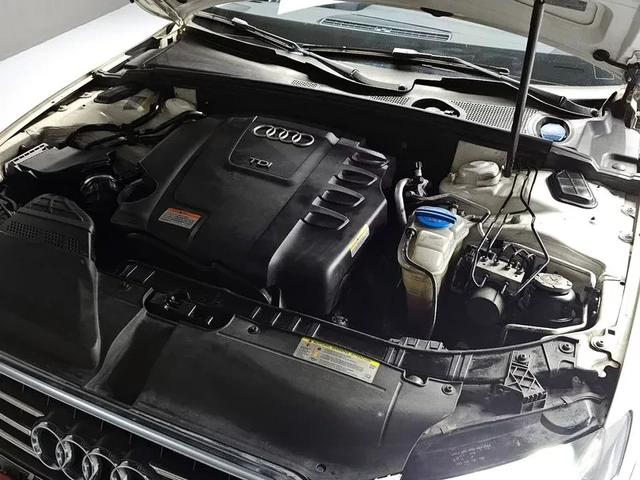 Audi A4 2.0 TDI - автомобили, коли, обяви за нови и употребявани 5