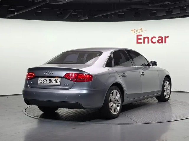 Audi A4 2.0 TFSI Quattro - автомобили, коли, обяви за нови и употребявани 1