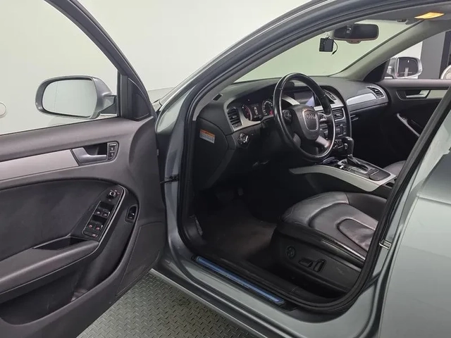 Audi A4 2.0 TFSI Quattro - автомобили, коли, обяви за нови и употребявани 9