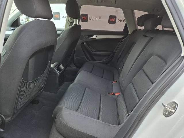 Audi A4 2.0TDI-143кс= АВТОМАТ= LED= BLIND= LINE= NAVI - автомобили, коли, обяви за нови и употребявани 8