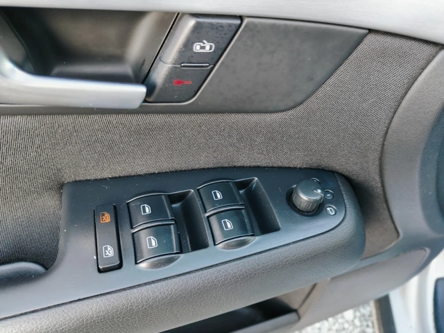 Audi A4 2.0 TDI 140ps. Автомат - автомобили, коли, обяви за нови и употребявани 12
