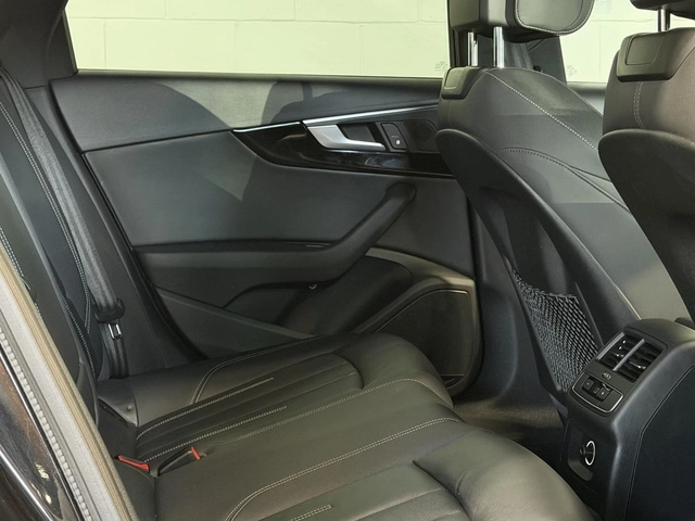 Audi A4 45 TFSI QUATTRO / S-LINE / MATRIX / BLACK OPTICS - автомобили, коли, обяви за нови и употребявани 13