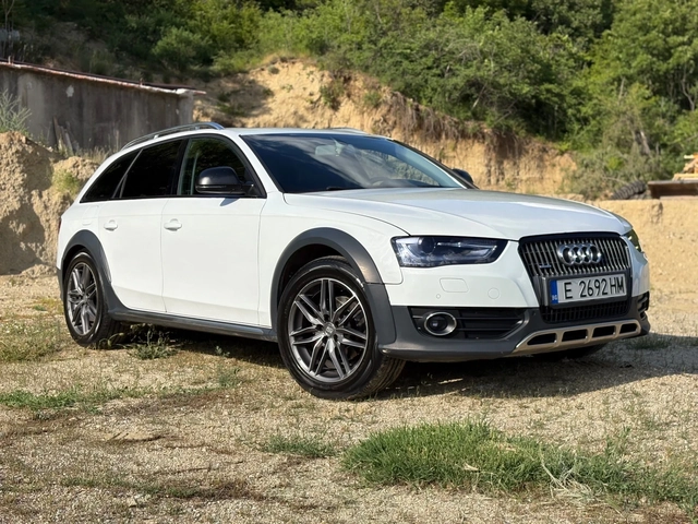 Audi A4 QUATTRO* BANG/OLUFSEN* Панорама* S-line* - автомобили, коли, обяви за нови и употребявани 0
