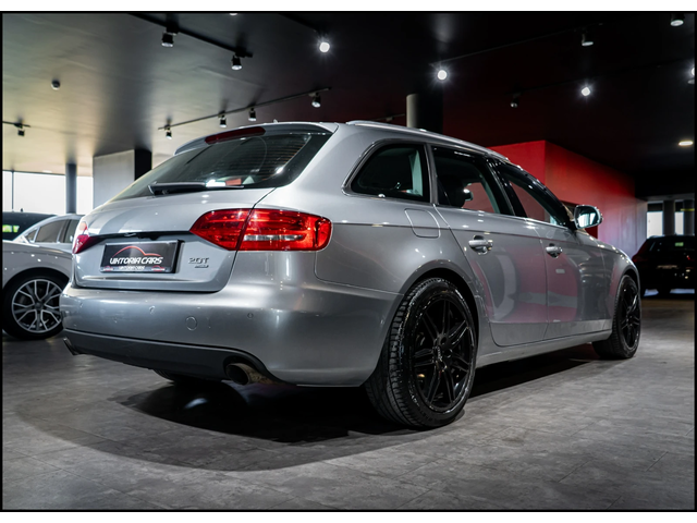 Audi A4 Audi A4  - автомобили, коли, обяви за нови и употребявани 5