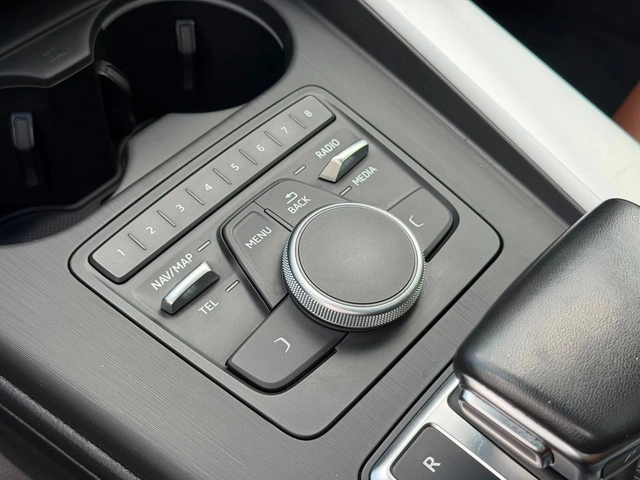 Audi A4 Allroad CARFAX* ПАНОРАМА* КАФЯВА КОЖА - автомобили, коли, обяви за нови и употребявани 14