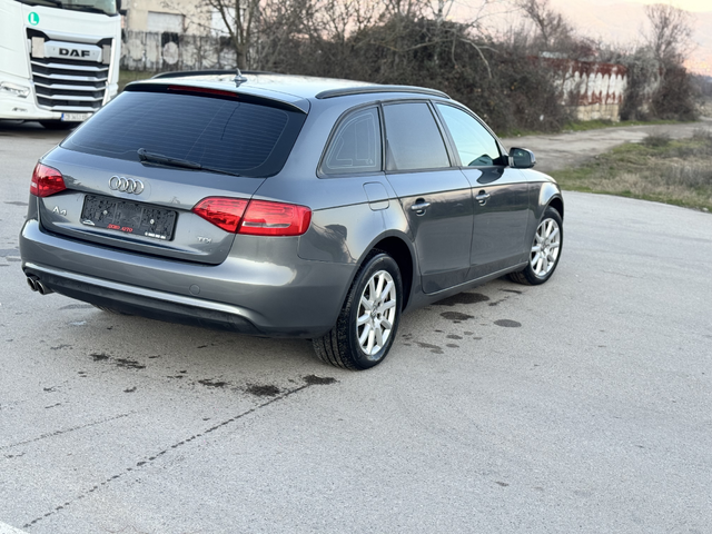 Audi A4 Facelift - автомобили, коли, обяви за нови и употребявани 7