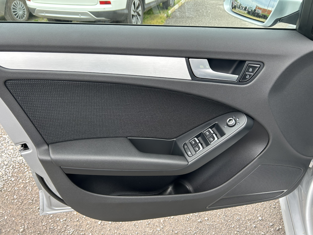 AUDI A4 S-line - автомобили, коли, обяви за нови и употребявани 6