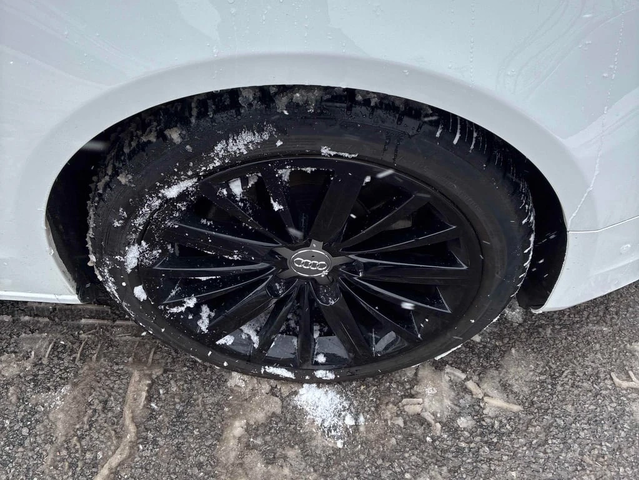 Audi A5 * 2.0L * CARFAX * ЦЕНА ДО БГ - автомобили, коли, обяви за нови и употребявани 6