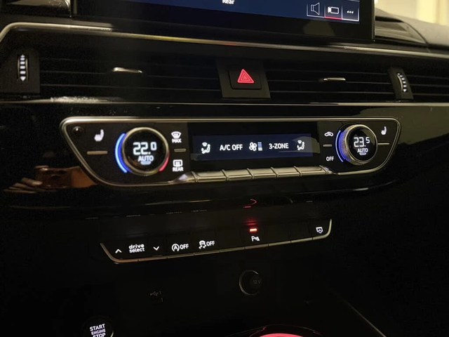 Audi A5 * S-Line* * HeadUp* AвтоКредит* (ЦЕНА ДО БГ) - автомобили, коли, обяви за нови и употребявани 11