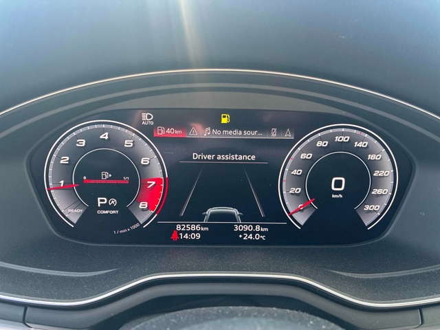 Audi A5 Progressiv * Keyless * CARFAX * АВТО КРЕДИТ * - автомобили, коли, обяви за нови и употребявани 10