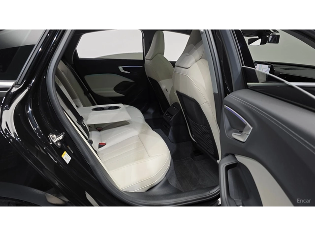 Audi A5 40TFSI* QUATTRO* ПОДГРЕВ* ОБДУХВАНЕ* ПАНО* КАМЕРА* - автомобили, коли, обяви за нови и употребявани 9
