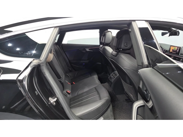 Audi A5 45 TFSI Quattro Premium - автомобили, коли, обяви за нови и употребявани 11