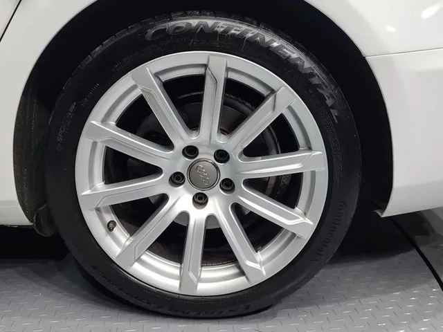 Audi A5 2.0 TDI Quattro - автомобили, коли, обяви за нови и употребявани 8