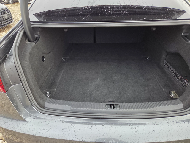 Audi A6 * S-line* Competition* - автомобили, коли, обяви за нови и употребявани 12