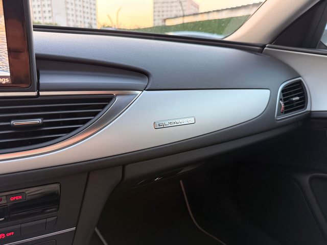 Audi A6 3.0TDI Quattro/ ACC/Facelift - автомобили, коли, обяви за нови и употребявани 33