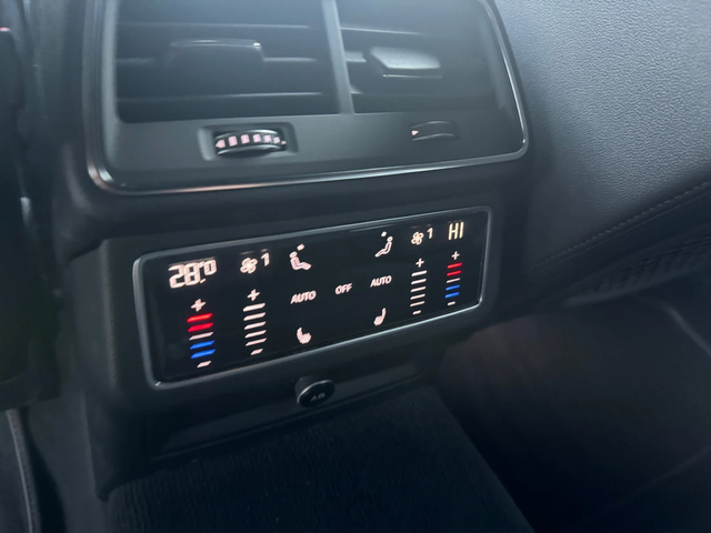 Audi A6 5.0TDI 3xS-line/Black optik/Keyless/B&Q/Matrix - автомобили, коли, обяви за нови и употребявани 14