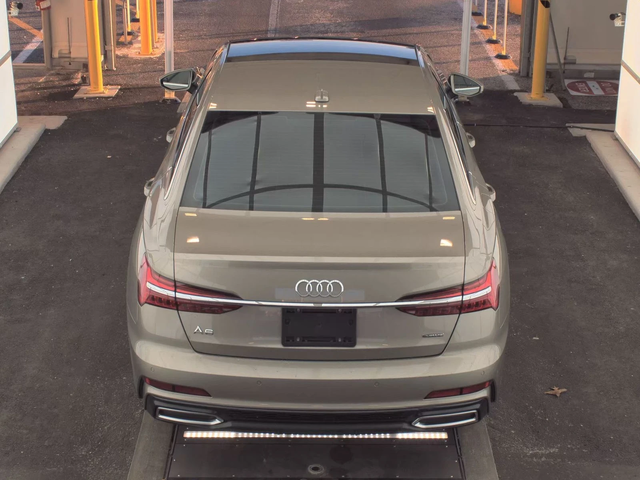 Audi A6 Premium Plus 55 TFSI - автомобили, коли, обяви за нови и употребявани 4