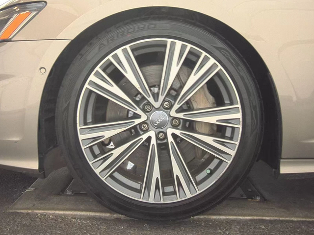 Audi A6 Premium Plus 55 TFSI - автомобили, коли, обяви за нови и употребявани 6