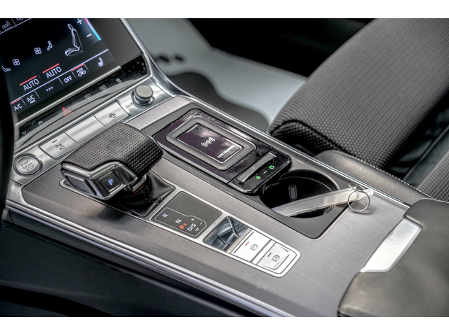 Audi A6 50TDI/Bang&Olufsen/Ambient/Sound Active/3D Камера/ - автомобили, коли, обяви за нови и употребявани 11