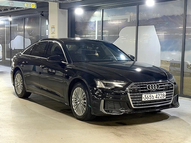 Audi A6 45 TFSI Quattro Premium - автомобили, коли, обяви за нови и употребявани 0
