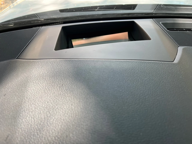 Audi A6 2.0TDI 88000km - автомобили, коли, обяви за нови и употребявани 12