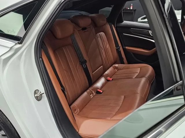Audi A6 2.0 TFSI - автомобили, коли, обяви за нови и употребявани 9