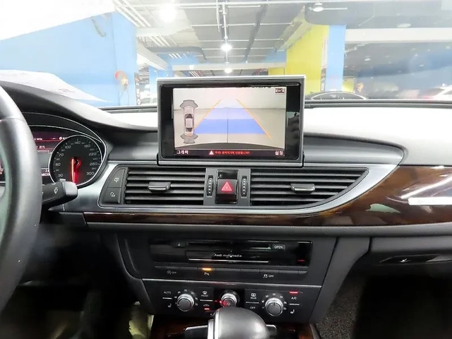 Audi A6 2.0 TDI Quattro - автомобили, коли, обяви за нови и употребявани 11