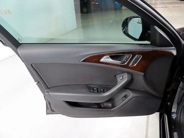 Audi A6 2.0 TDI Quattro - автомобили, коли, обяви за нови и употребявани 13