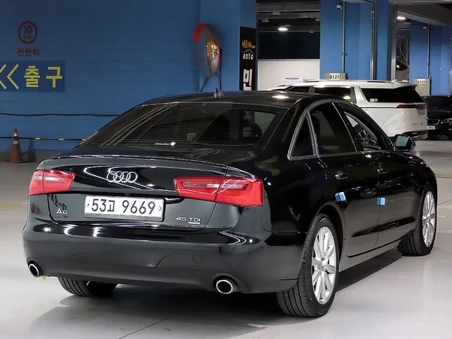 Audi A6 2.0 TDI Quattro - автомобили, коли, обяви за нови и употребявани 3