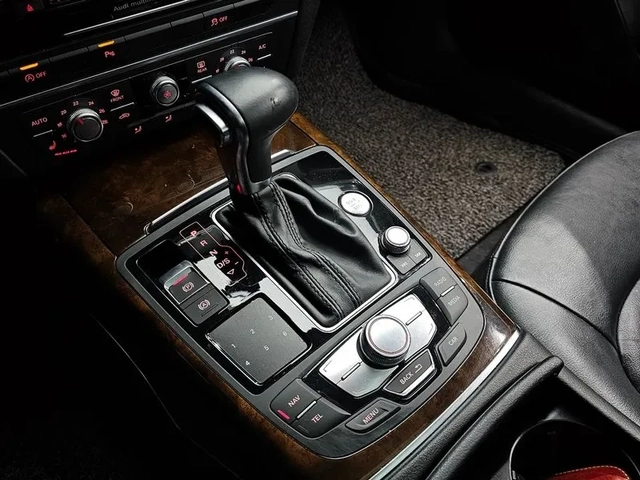 Audi A6 3.0 TDI Quattro - автомобили, коли, обяви за нови и употребявани 8